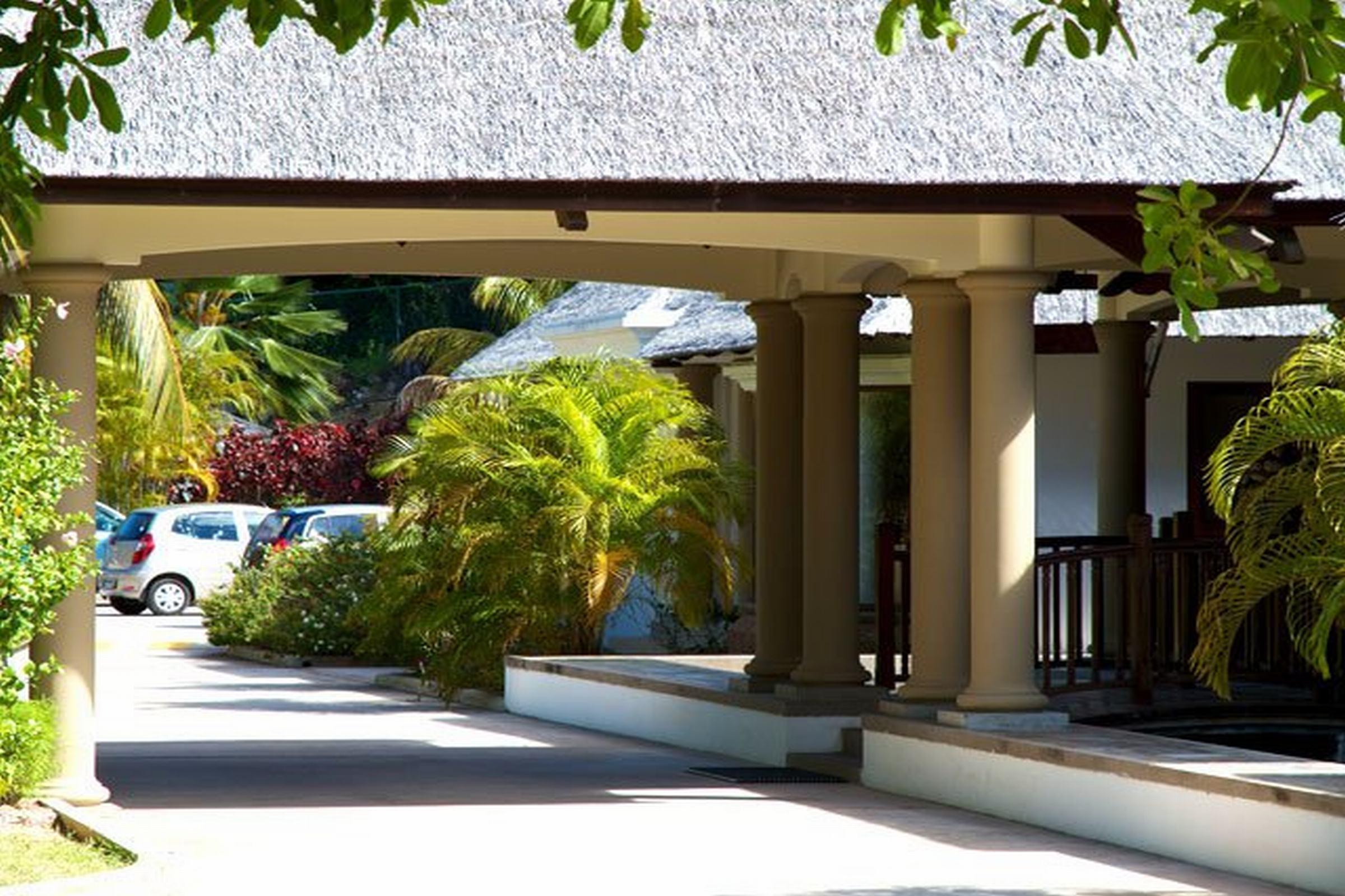 多美恩酒店 Anse Volbert Village 外观 照片
