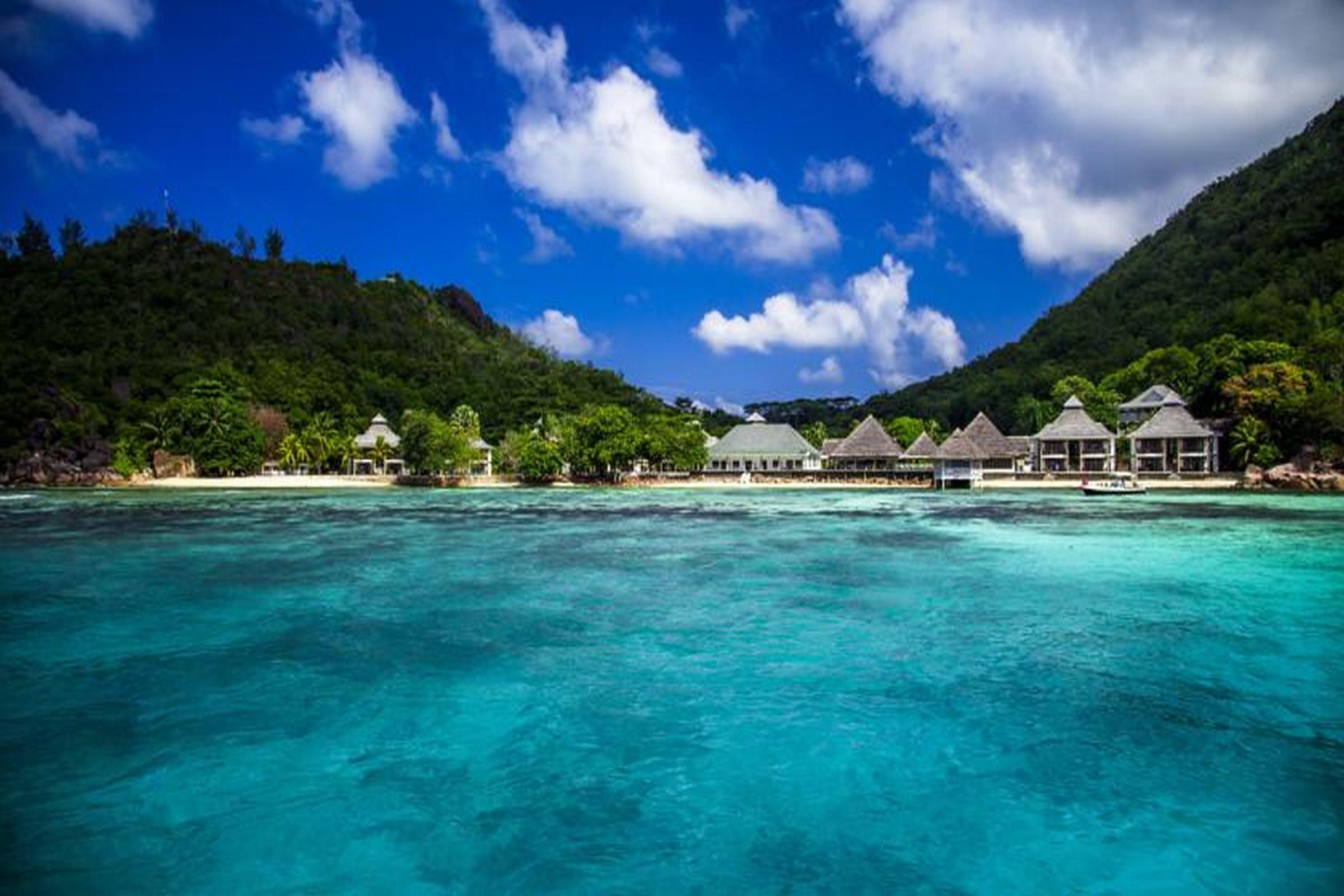 多美恩酒店 Anse Volbert Village 外观 照片