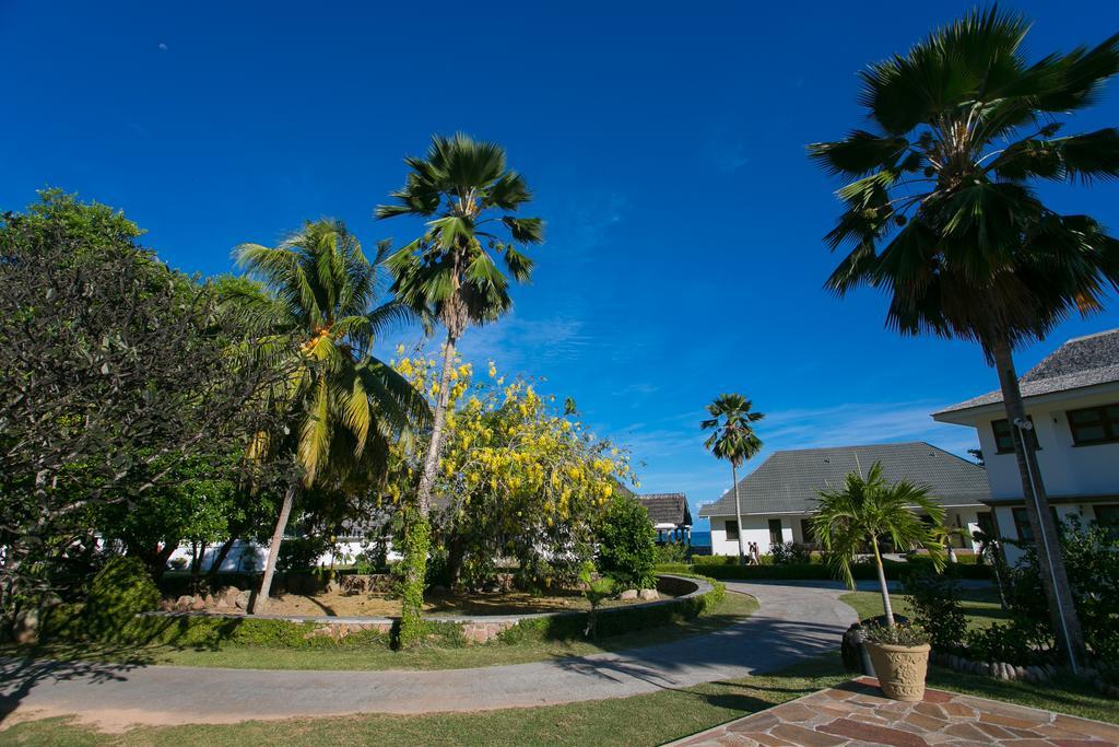 多美恩酒店 Anse Volbert Village 外观 照片